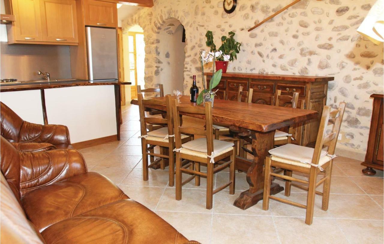 Sigoyer  2 Bedroom Awesome Home In Sigoyer מראה חיצוני תמונה
