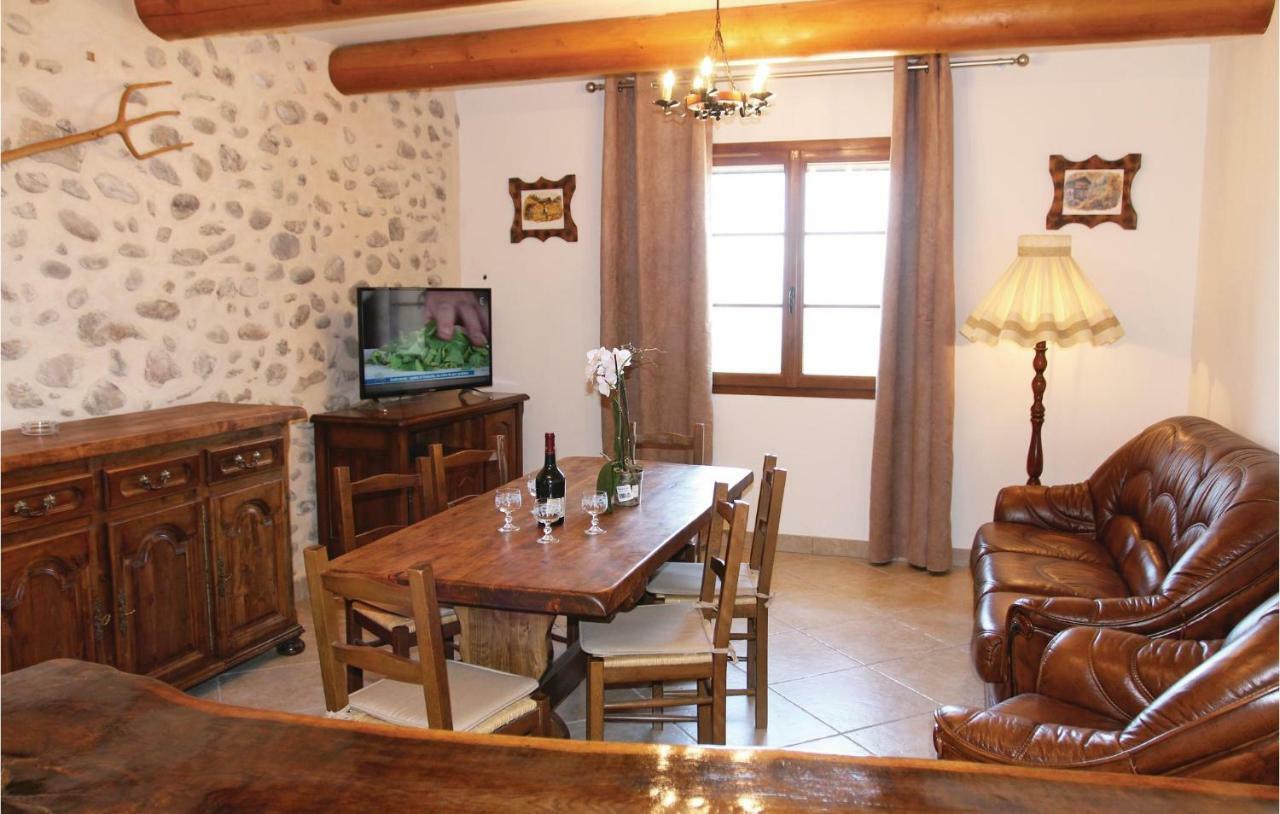 Sigoyer  2 Bedroom Awesome Home In Sigoyer מראה חיצוני תמונה